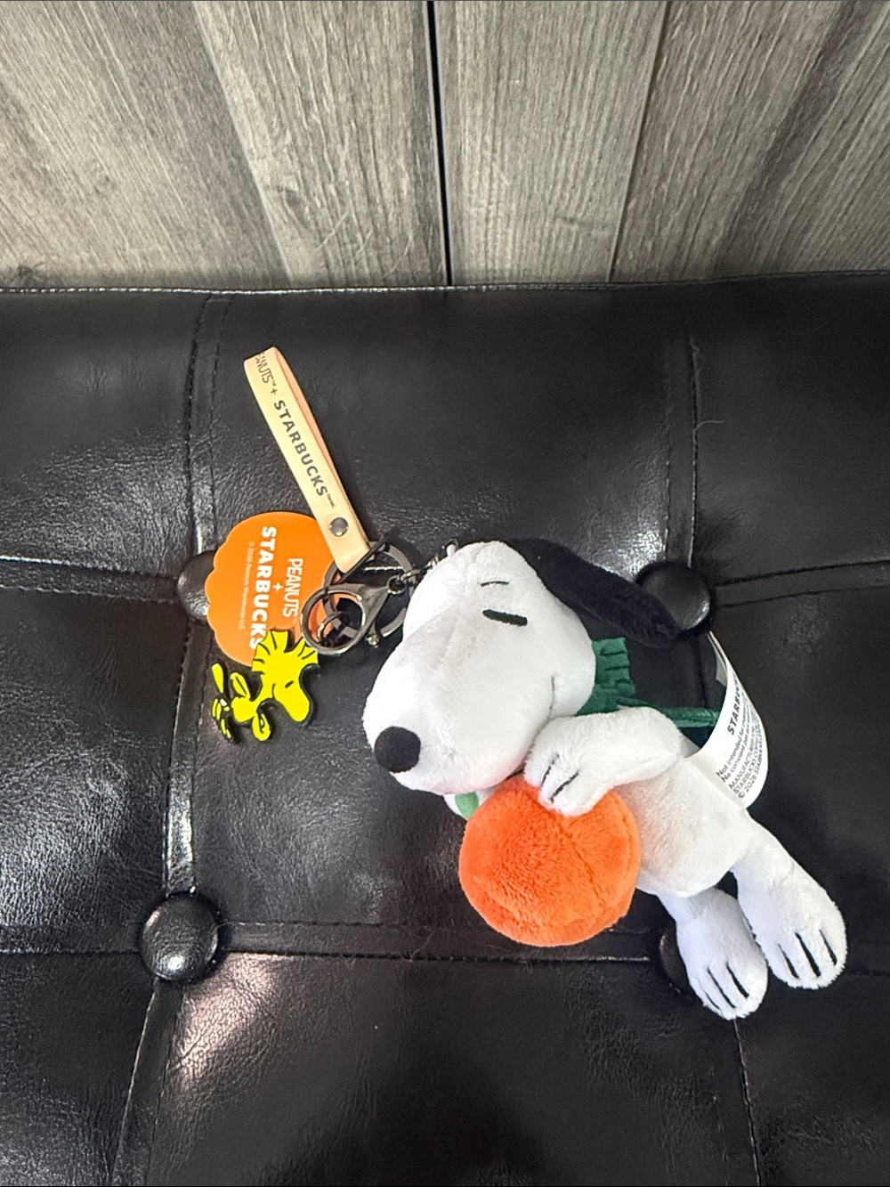 New Peanuts + Starbucks Plush Snoopy Beagle Dog & Pumpkin & Woodstock Keychain